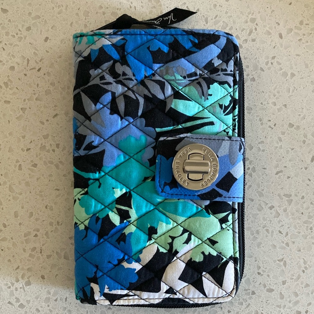 Vera Bradley Quilted Turnlock Wallet Camofloral Black/Blue